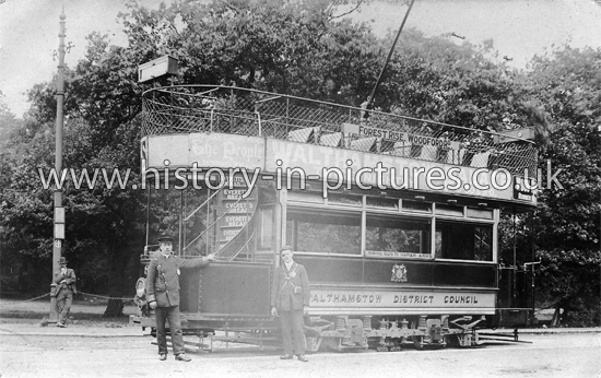 Tram at The Terminus, Whipps Cross, Walthamstow, London. c.1906